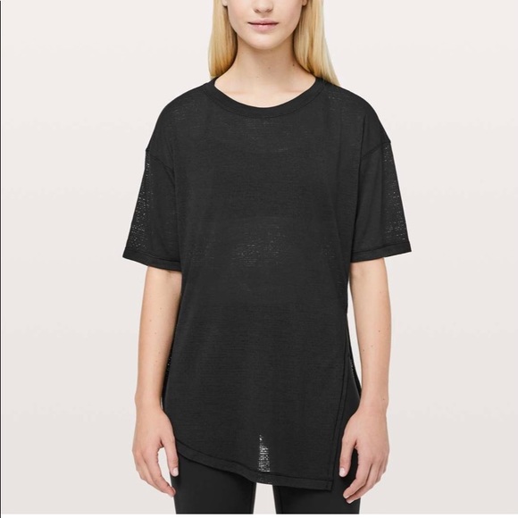 LULULEMON Sneak Out Short Sleeve - Picture 1 of 6